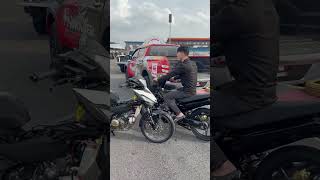 Download lagu Exciter 3xilanh / exciter 3 cylinder #racing #exciter3cylinders mp3 Download lagu Exciter 3xilanh / exciter 3 cylinder #racing #exciter3cylinders mp3