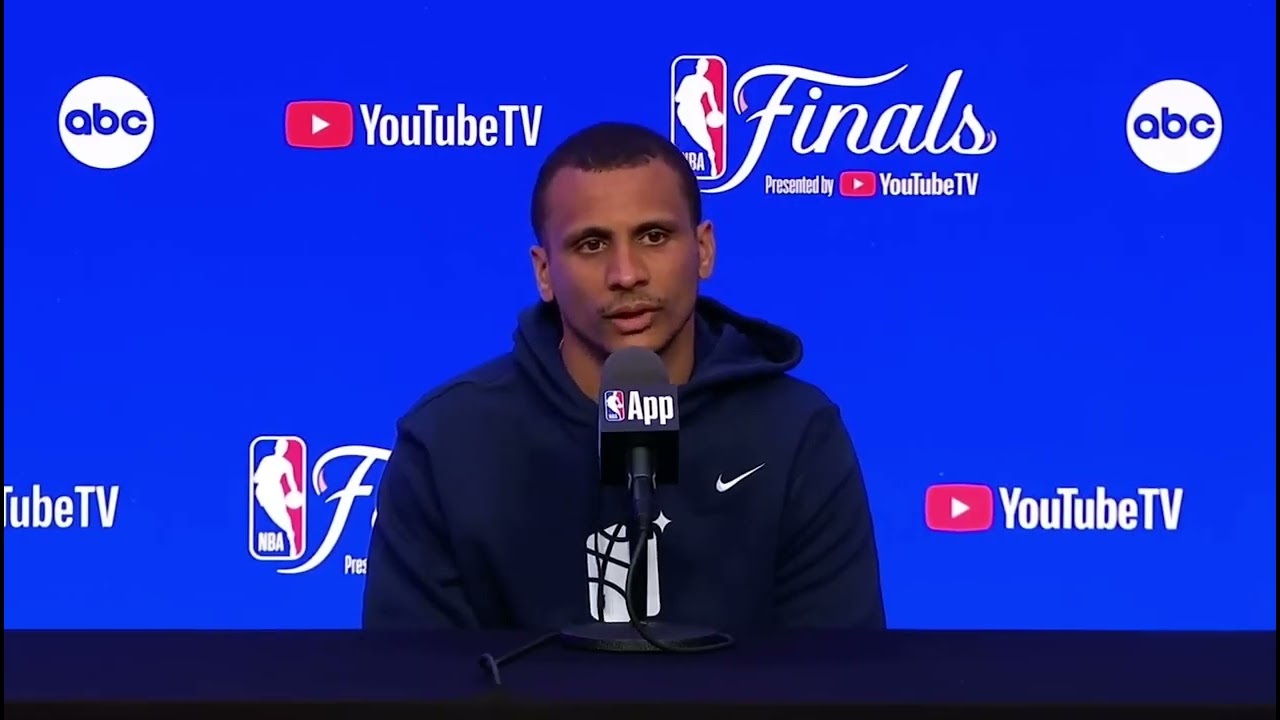 Celtic Coach Joe Mazzulla Shuts Down Race-Baiting Reporter