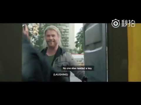Thor Ragnarok   Loki locked in the street toilet   Deleted scene