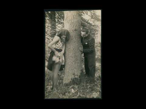 Dancing With Tears In My Eyes - Howard Godfrey's Waldorfians feat. Al Bowlly (1930)