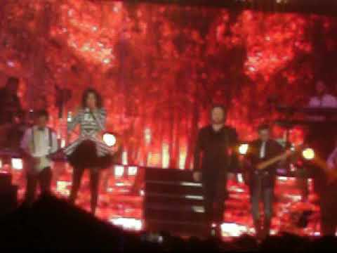 Edyta Górniak i Mietek Szcześniak - Dumka na dwa serca (LIVE KRAKÓW 2015)