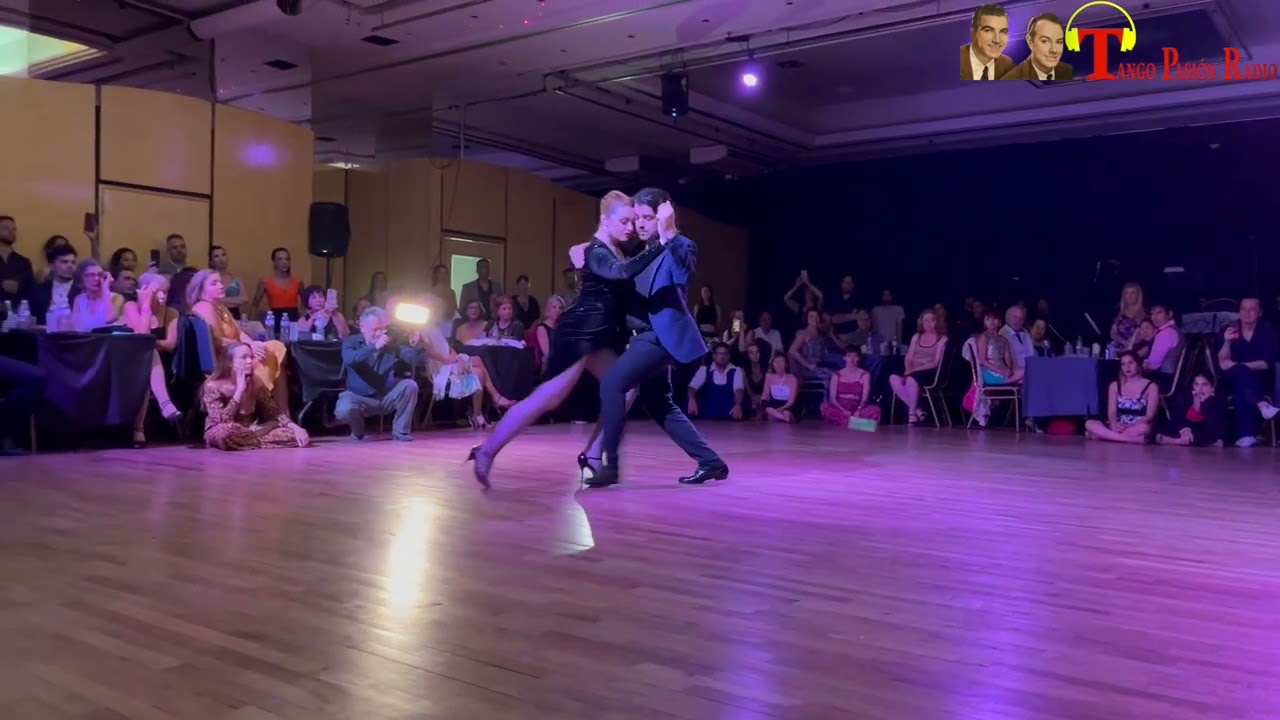 CAMOUFLAGE Francini Pontier - Raul Beron Ballano: Ariadna Naveira- Fernando Sanchez