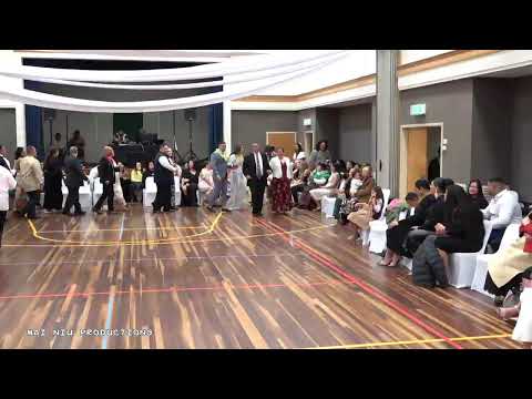 Mr & Mrs Kaufusi Wedding Dance