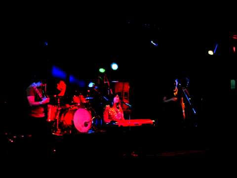 The Girl Who Travelled Nowhere - Live at The Zoo - Bec Plath