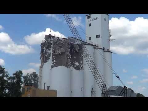 Removal begins on Bunge elevators