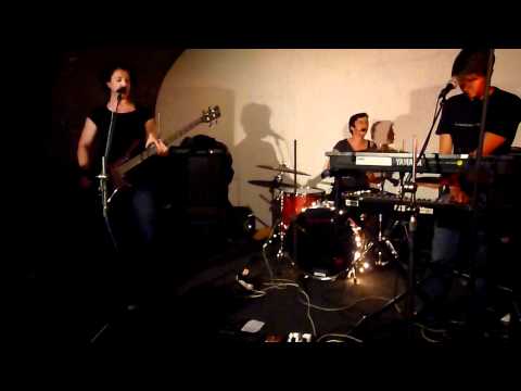 First Fatal Kiss (full concert): 6. The Snare (Boro, Brno, 23/9/2011)
