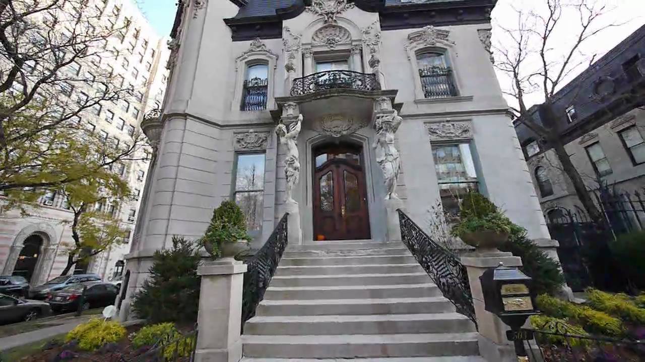 Francis J. Dewes House, a Chicago landmark, part 1