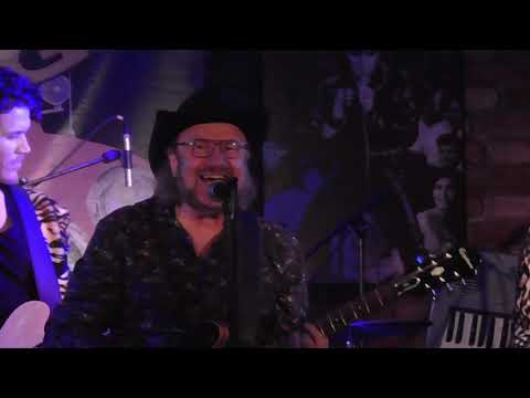 Cagey Strings 2019 im MCA mit Hanse Schoierer - Weine nicht kleine Eva