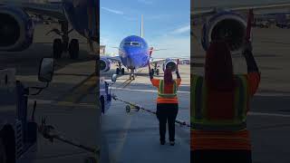 New Ramp Agent In Training ✈️ #aviation