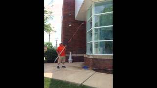 preview picture of video 'Window Cleaning Bradley Il'