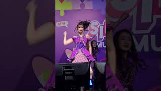 Download lagu [Focus Fancam] Christy JKT48 - River at Chatime Sik Asik mp3