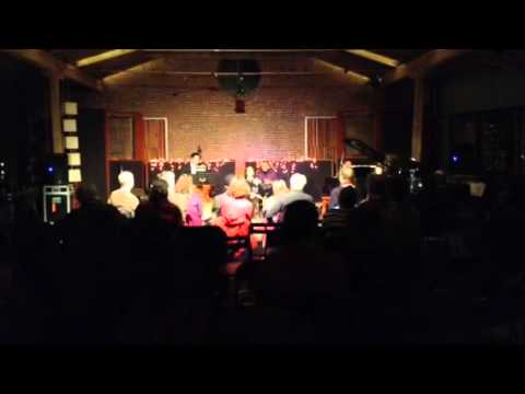 Qin Qian & Friends - Birds Singing On a Mountain