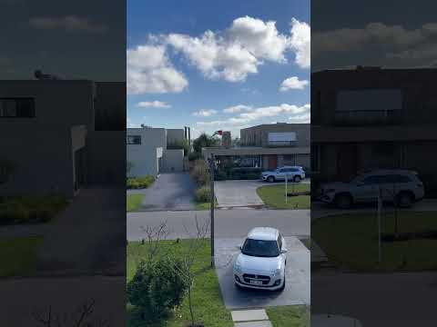 Video de YouTube - Casa en venta de 3 dormitorios en San Nicolas Carrasco