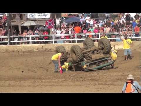 "TETANUS" MUD TRUCK CRASHES AT DAMMP!!