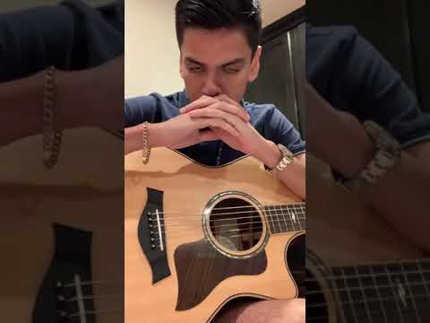 "Quiero Llorar Y No Puedo"