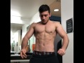 18 YEAR OLD BODYBUILDER! POSING ROUTINE