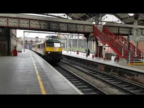(HD) Freightliner 90043+90046 passing Preston on 4M27 29/7/2017