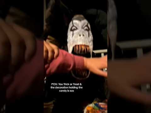 That ONE Halloween ‘Decoration’ #relatable #halloween #scary