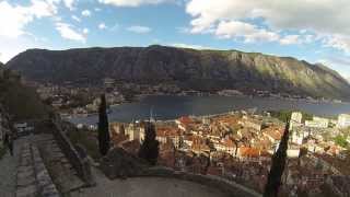Subir hasta lo alto del castillo de Kotor