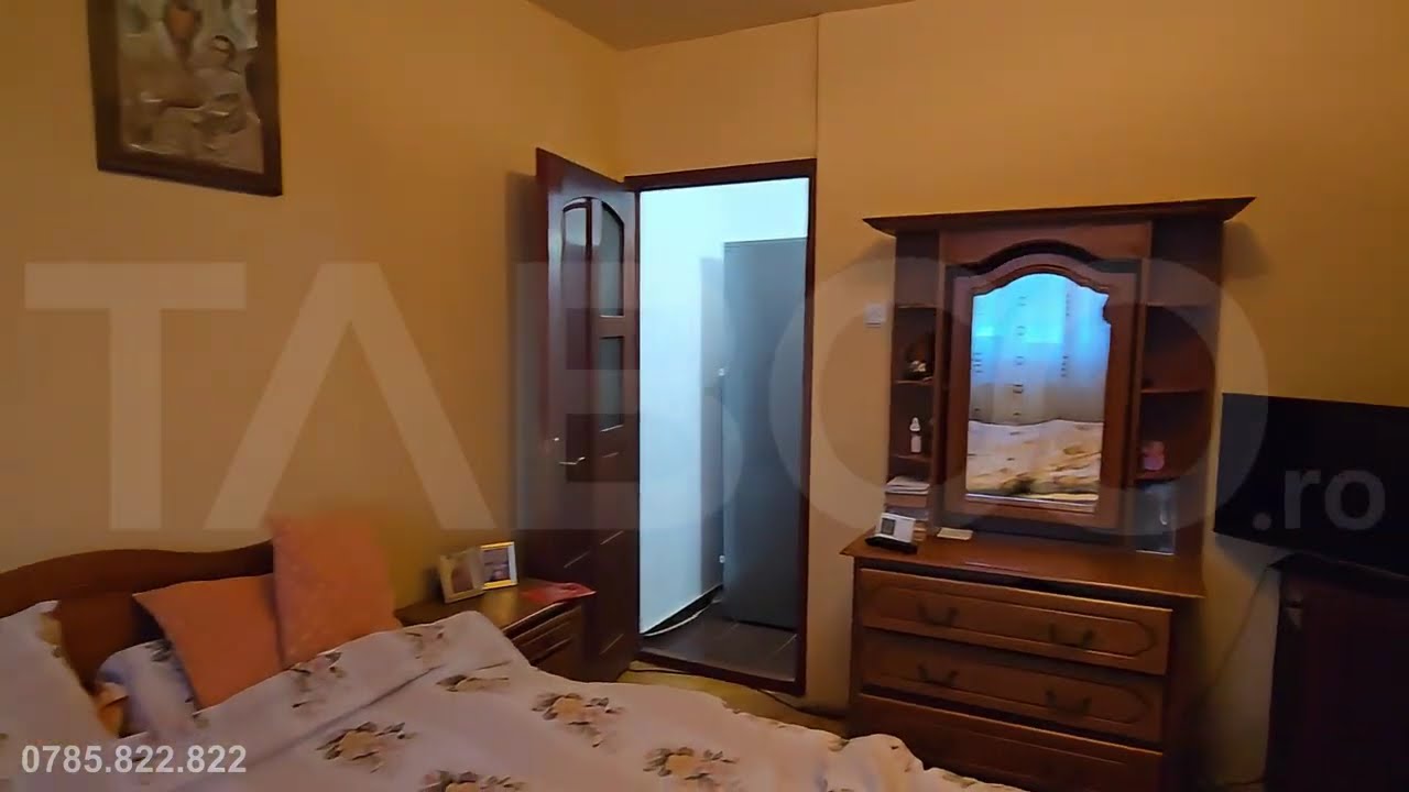 Apartament 3 camere decomandat 72 mpu 2 bai pivnita Vasile Aaron Sibiu - Video