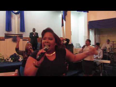 Coro Jehova Shalom - Medley