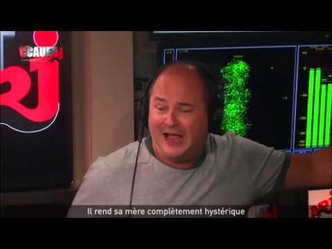 Il rend sa mère complètement hystérique-c'cauet