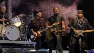 Bruce Springsteen - San Siro Milano 05-07-16 - Meet Me In The City (HD from 4K)