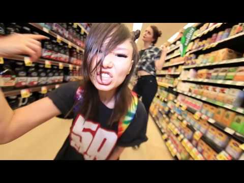 Nova Rockafeller ft Hot Karl - WHO I BE (2016)