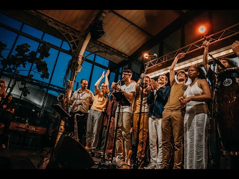 AKO TEASER @lapetitehalle7157