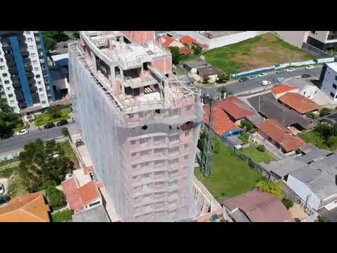 No Cristo Rei, pronto para morar! Toda a diversidade de um bairro, seja vizinho do Jardim Botânico.