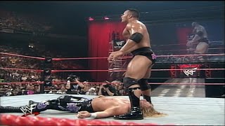 Download lagu Triple H w/ Chyna vs The Rock KOTR First Round Match - RAW IS WAR 22/6/98 (1/2) mp3