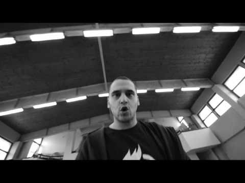 Kacar-Teshko Gjubre (Official Video 2011)