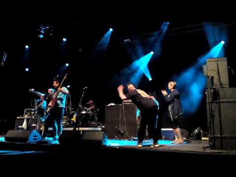 LESS THAN JAKE - Look What Happened (Pod Parou 2019)