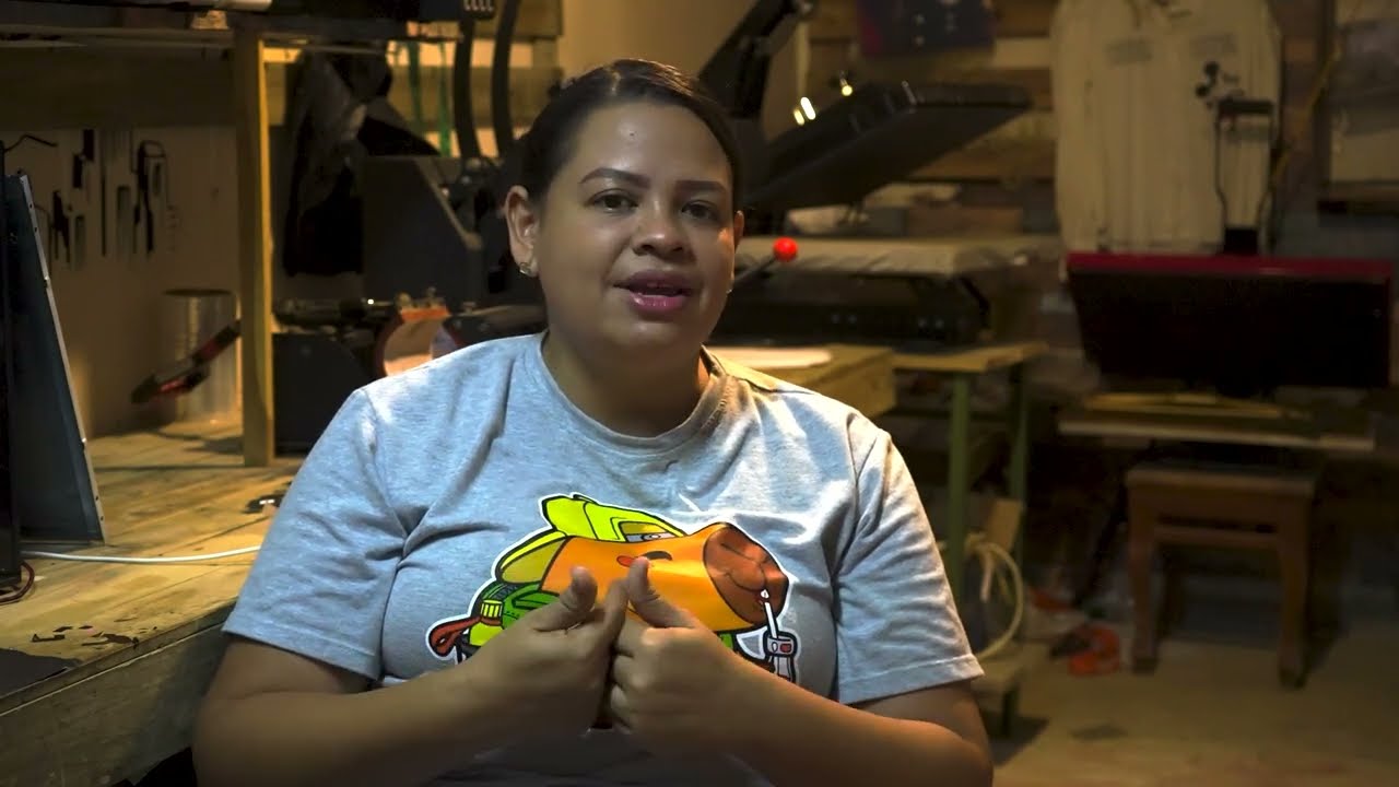 De Moñitos para el Mundo: Jóvenes crean recuerdos únicos del territorio