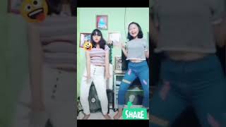 Download lagu Tik tok abg SMP bibit unggul goyang hot mp3
