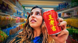 COMPRANDO DULCES EN EL MERCADO CHINO