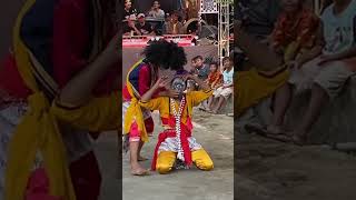 Download lagu Dagelan Tari klantung‼️aji laras #plesirmbarong #tariklantung #ajilaras #klasikan #short mp3