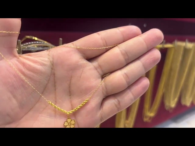 عقد وردة ذهب عيار 21