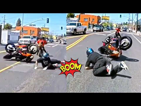 11 MINUTES OF EPIC, CRAZY & UNEXPECTED Motorcycle Moments