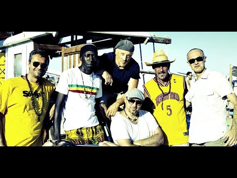 EL V and THE GARDENHOUSE Trailer Live / En Directo