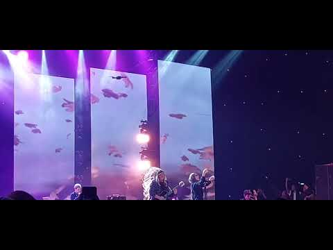 Parade Hujan feat. Feby Putri 'RESAH' live.at Jakarta Fair 2023