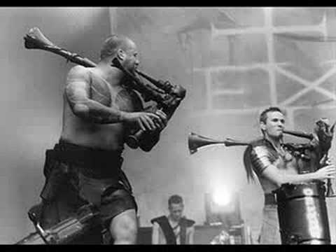 Schottische Nationalhymne mit Dudelsack