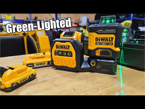 DEWALT 20V/12V DCLE34033D1 230 ft./330 ft. 3x360° High Precision Green Laser Level Kit