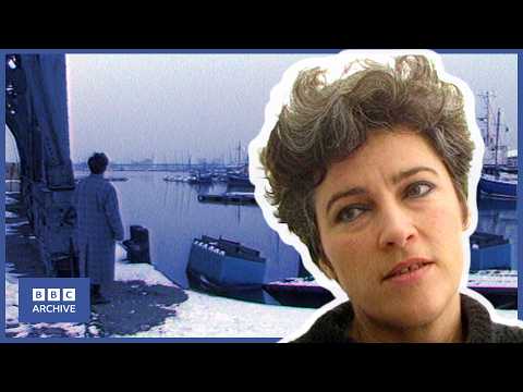 1987: CONTROVERSIAL Redevelopment of LONDON's DOCKLANDS | Newsnight | BBC Archive