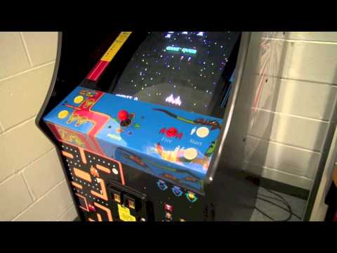 Namco 20 Year Reunion Arcade Cabinet Review - Ms. Pac-Man, Galaga, and Pac-Man - 1981