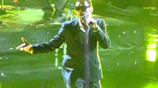 MAXWELL - &quot;DANCE WIT ME/SOMETHIN&#39; SOMETHIN&#39; &quot; - LIVE @ MADISON SQUARE GARDEN - 9/28/09