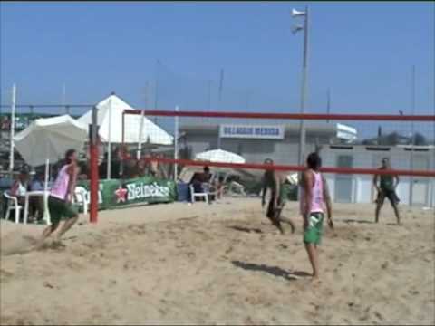 download lagu mp3 mp4 Medusa Beach Pescara, download lagu Medusa Beach Pescara gratis, unduh video klip Medusa Beach Pescara