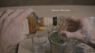 How to serve up the perfect Jack Daniel’s Tennessee Honey Smash
