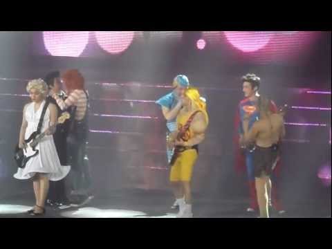 120406 SS4 Paris Good Friends