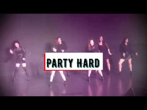 180520 Idolcon - PartyHard-CLC-Black Dress